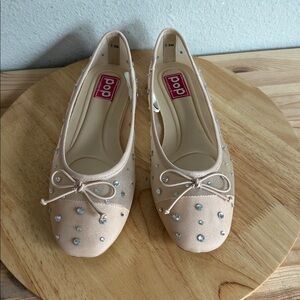 Pop Attraction Womens Cap Closed Toe Ballet Flats